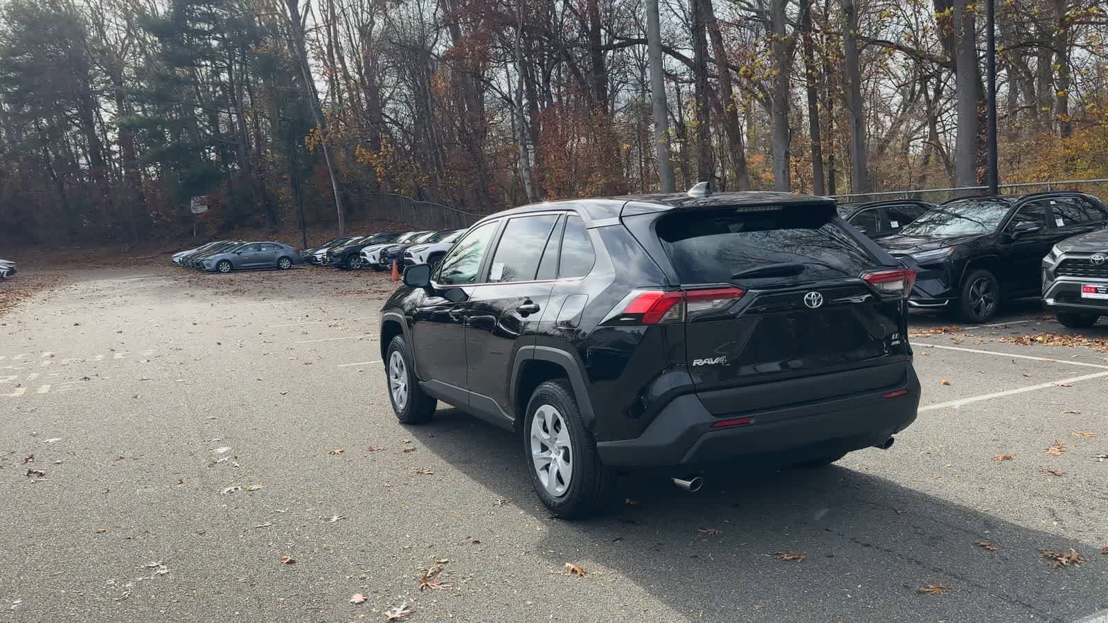 Thumbnail: 2025 Toyota RAV4 - 7