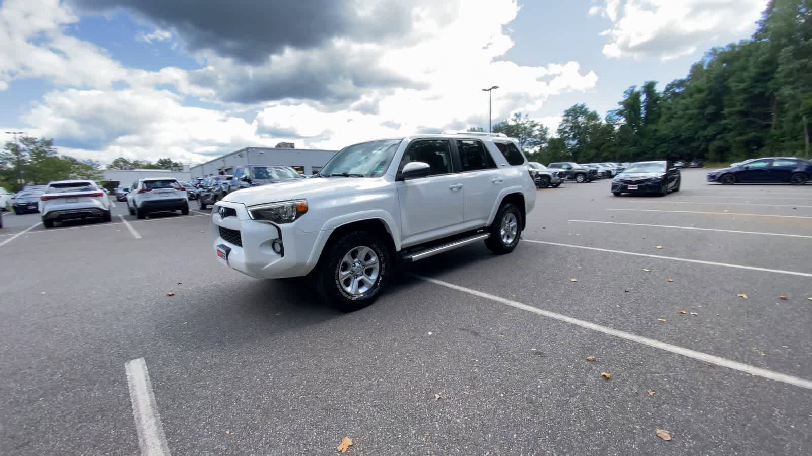 2014 Toyota 4Runner SR5 photo 4