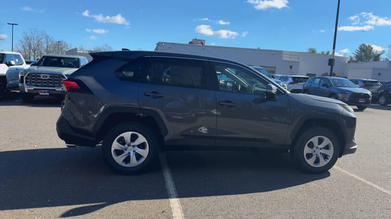 Thumbnail: 2025 Toyota RAV4 - 9