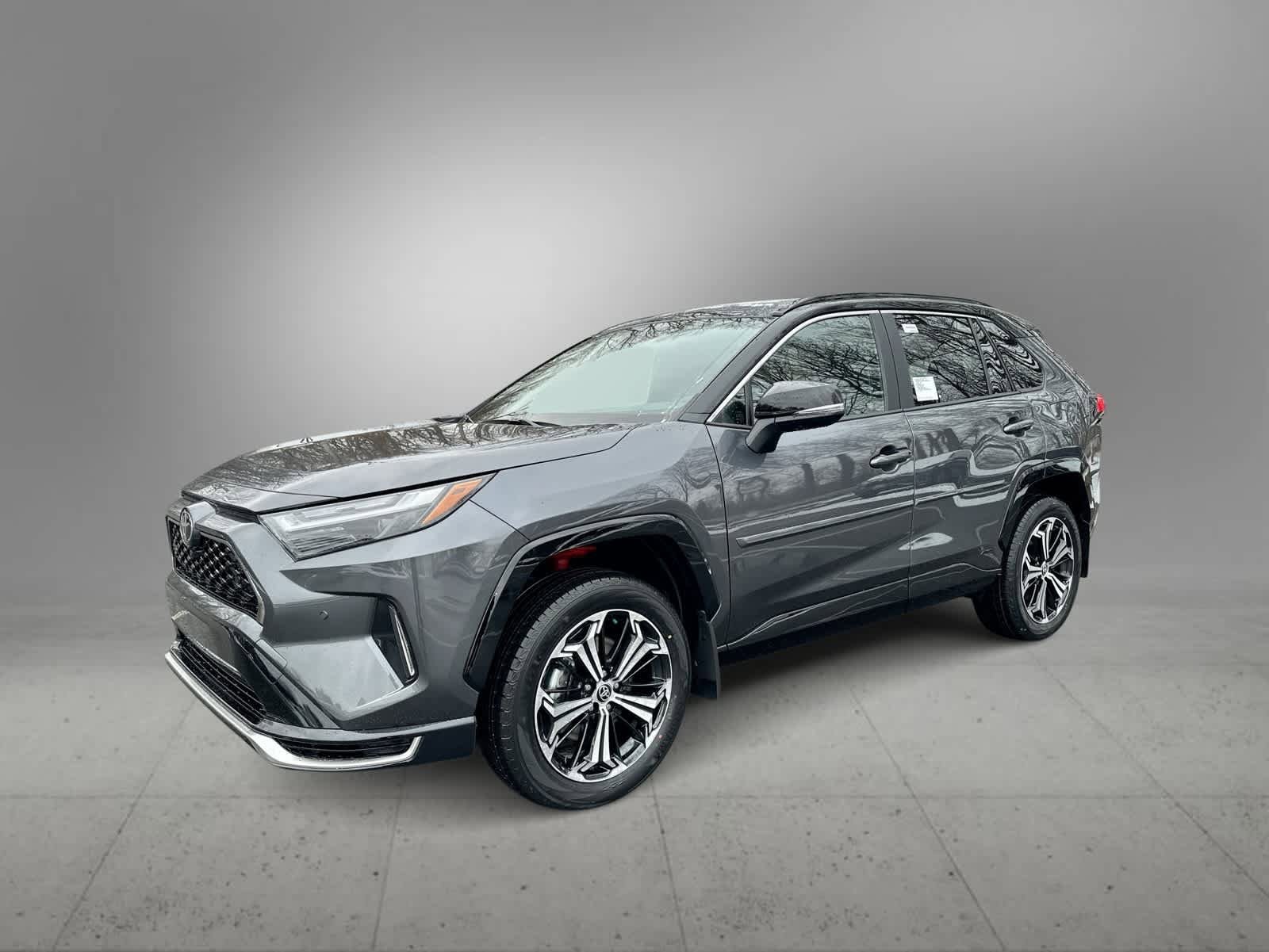2025 Toyota RAV4 XSE's photo
