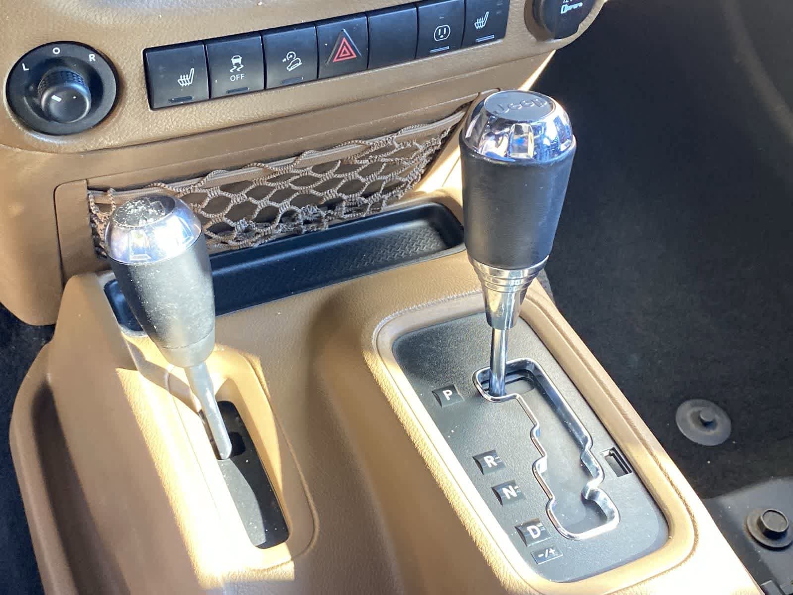 Thumbnail: 2015 Jeep Wrangler - 29