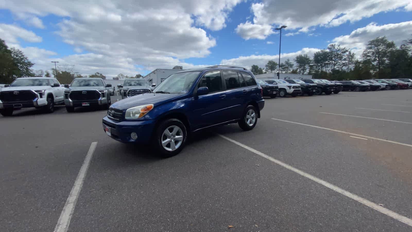 Thumbnail: 2004 Toyota RAV4 - 4