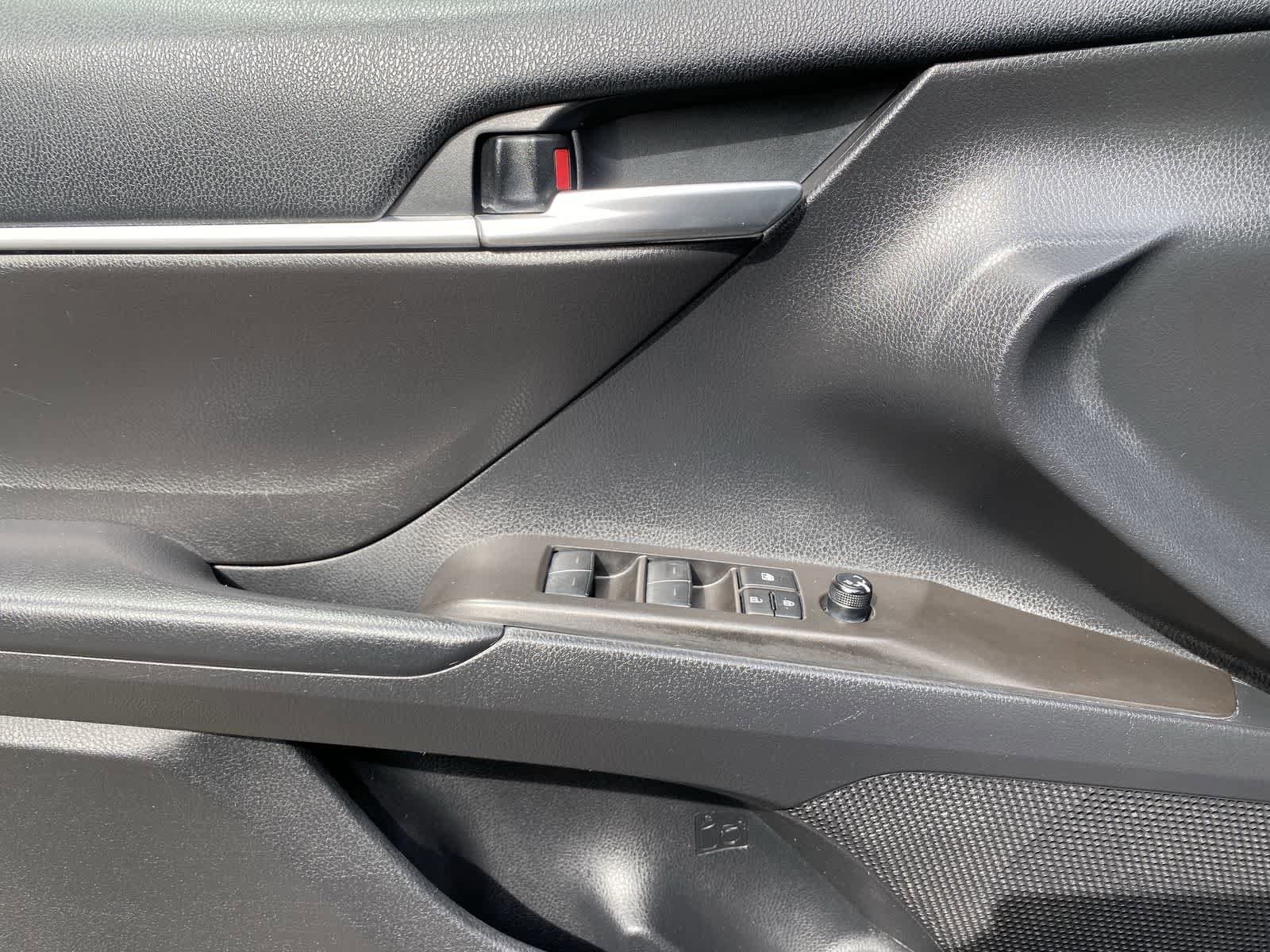 Thumbnail: 2023 Toyota Camry - 15