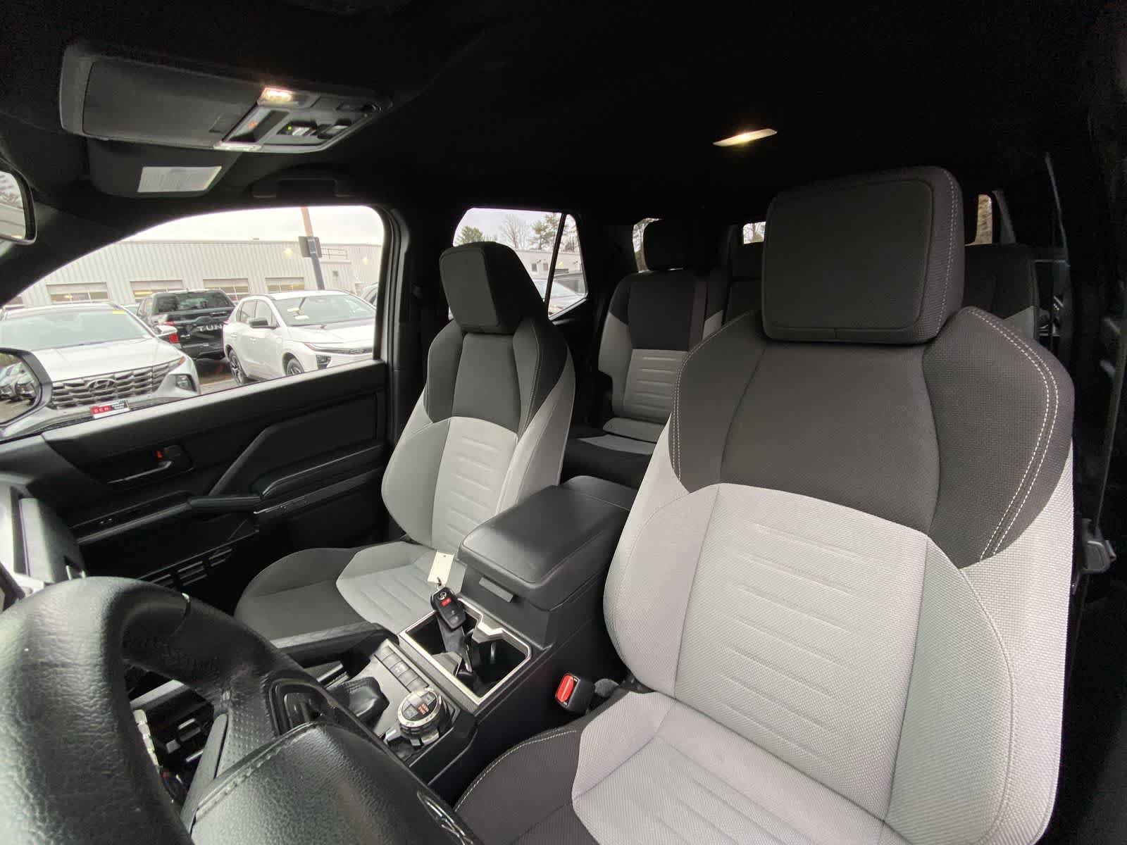 Thumbnail: 2025 Toyota 4Runner - 22