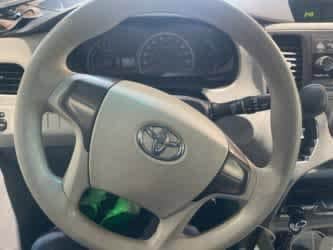 Thumbnail: 2013 Toyota Sienna - 19