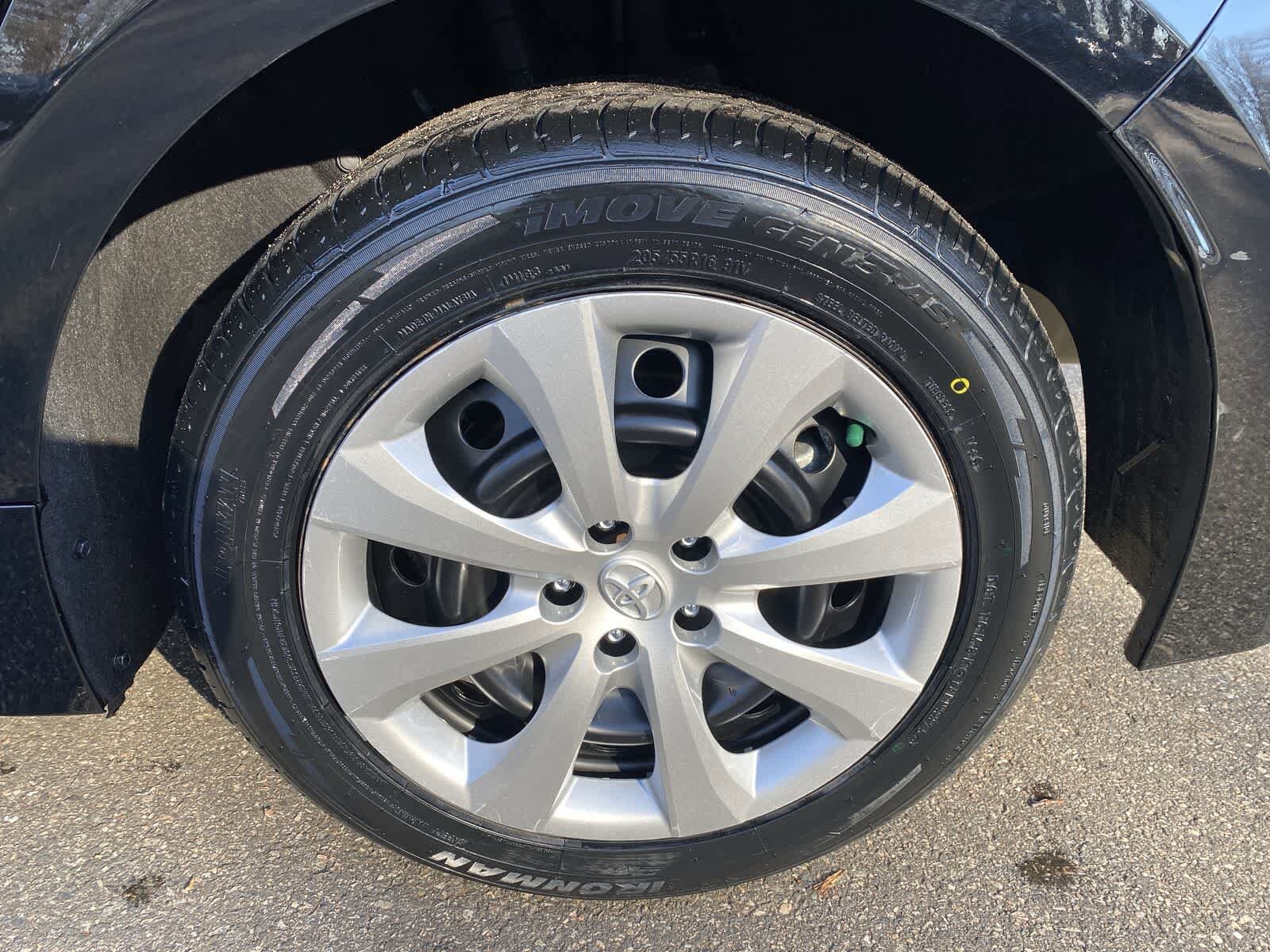 Thumbnail: 2025 Toyota Corolla - 17