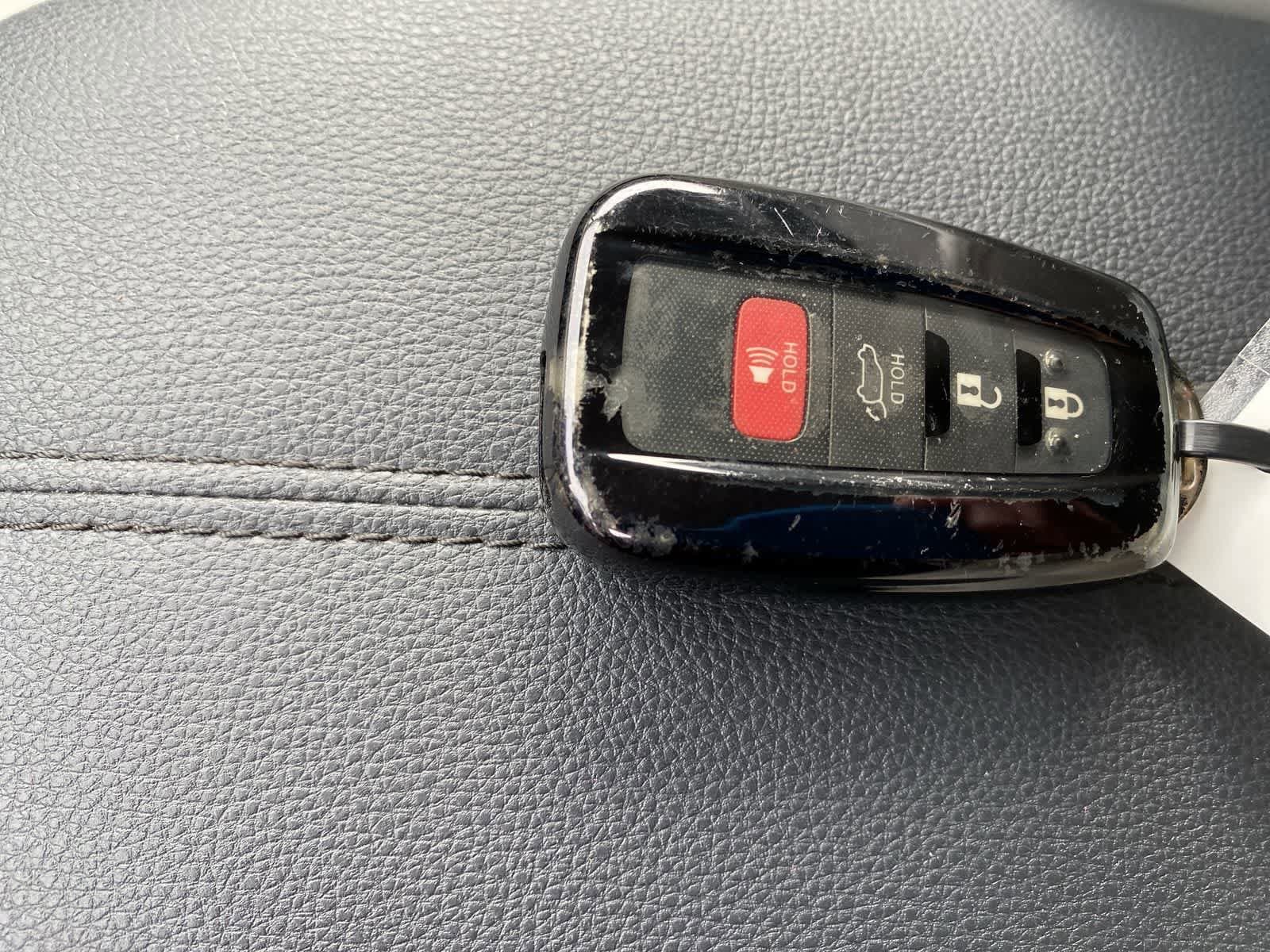 Thumbnail: 2024 Toyota RAV4 - 32