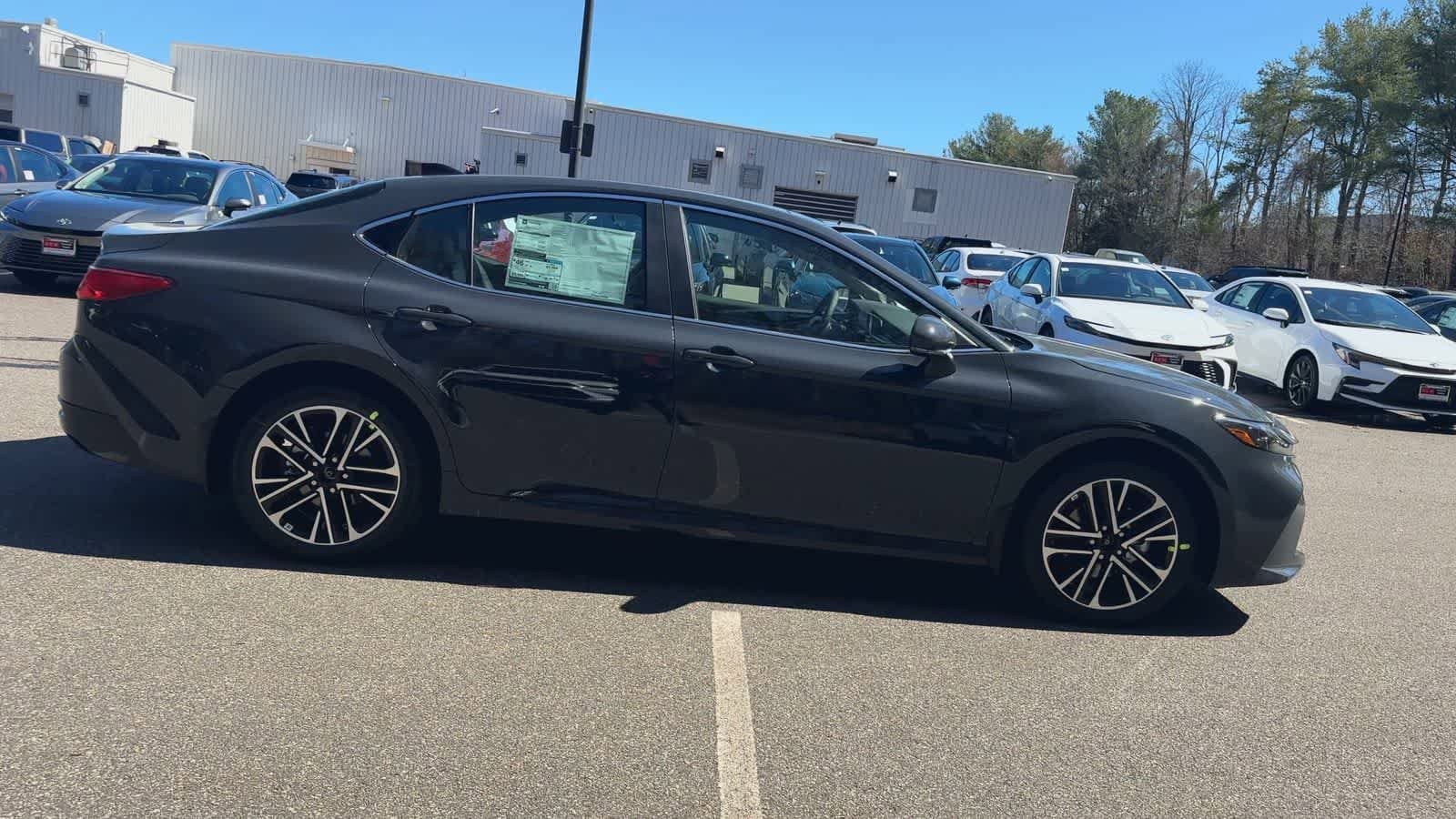 Thumbnail: 2026 Toyota Camry - 4