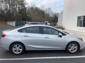 Thumbnail: 2016 Chevrolet Cruze - 10