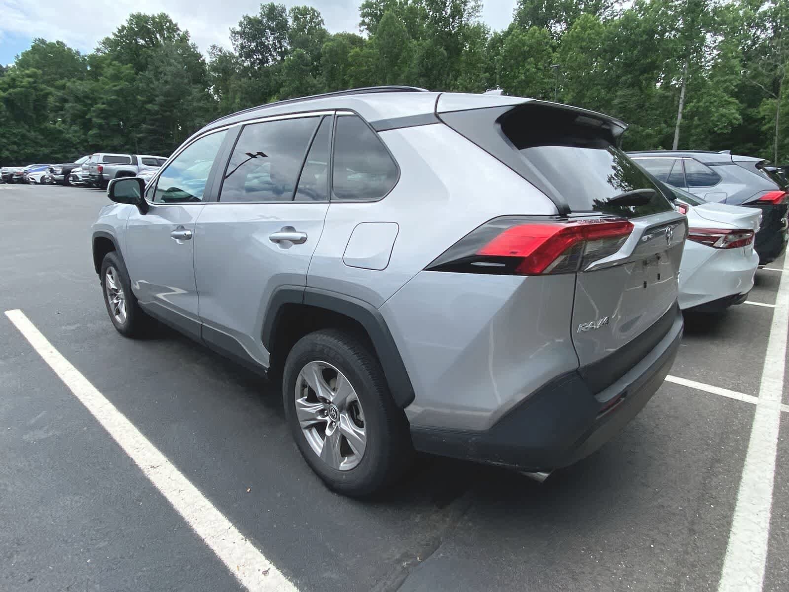 2023 Toyota RAV4 XLE 9