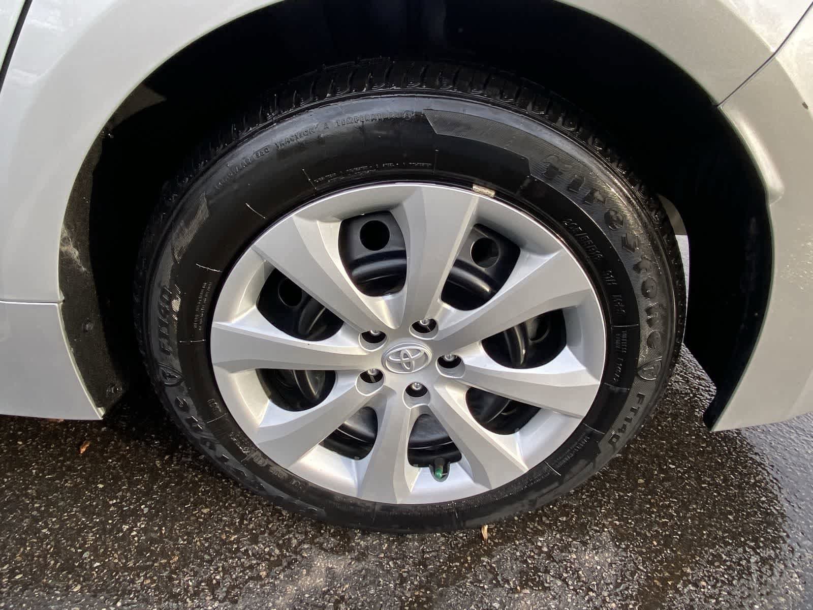 Thumbnail: 2024 Toyota Corolla - 12