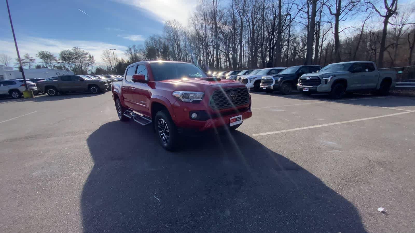 Thumbnail: 2022 Toyota Tacoma - 9