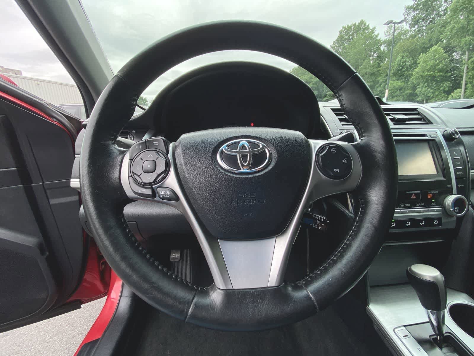 Thumbnail: 2012 Toyota Camry - 26