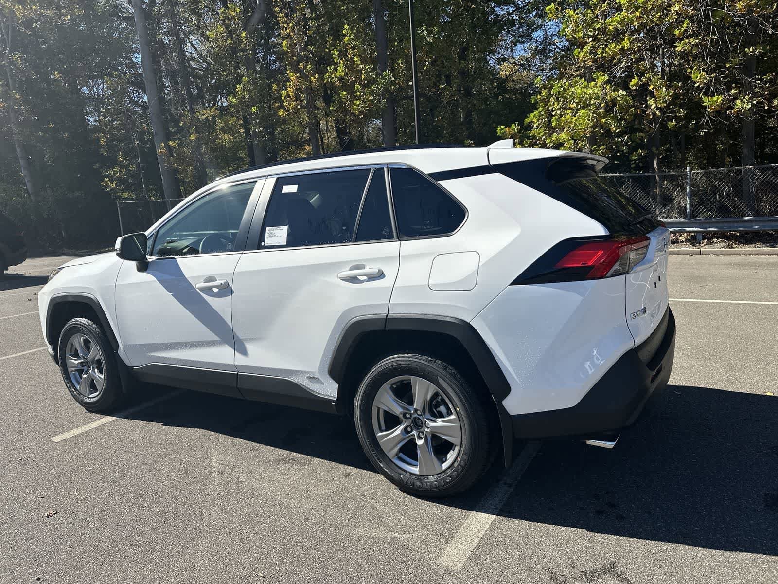 Thumbnail: 2025 Toyota RAV4 - 14