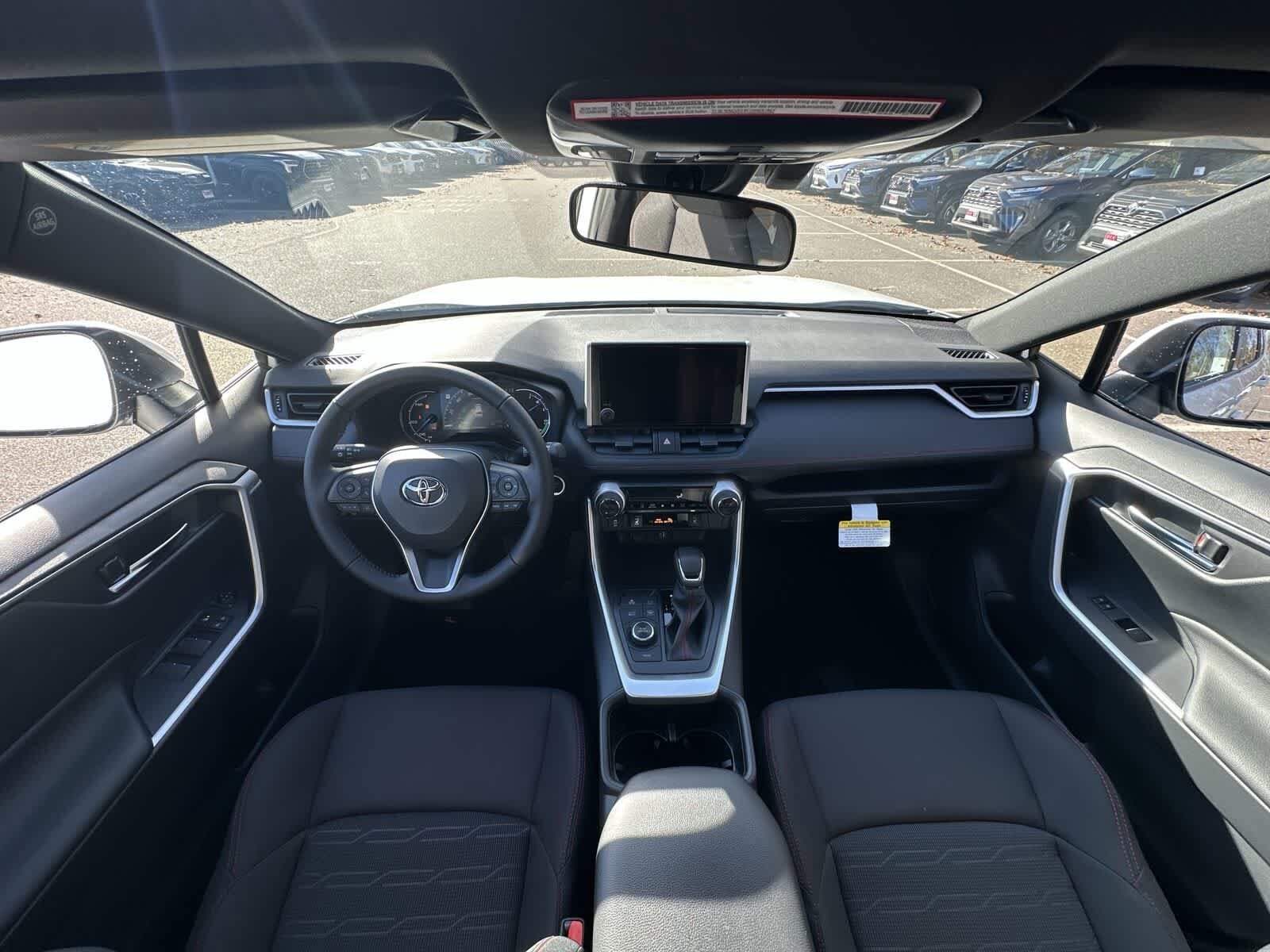 Thumbnail: 2025 Toyota RAV4 - 30