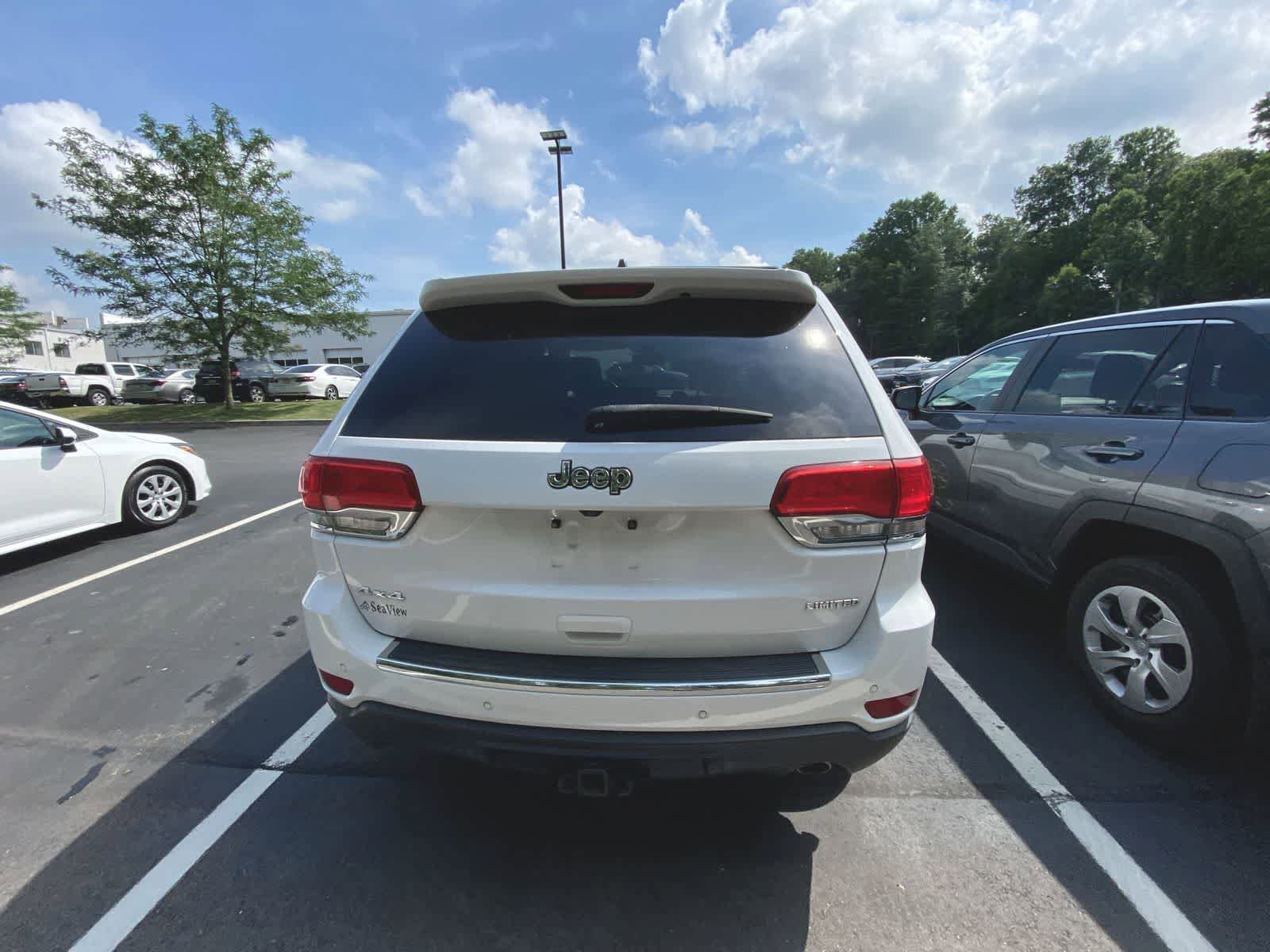 Thumbnail: 2016 Jeep Grand Cherokee - 8