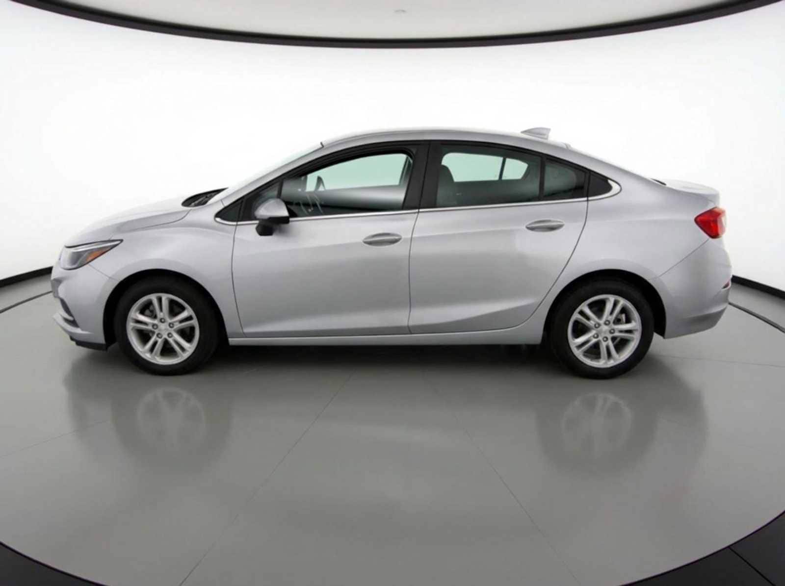 Thumbnail: 2016 Chevrolet Cruze - 7