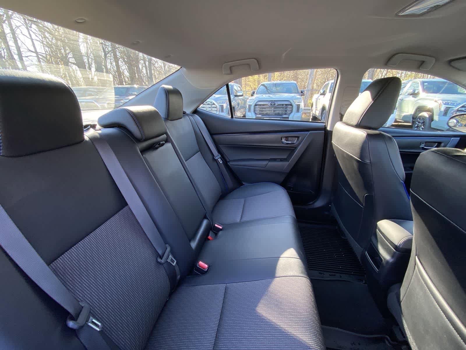 Thumbnail: 2018 Toyota Corolla - 26