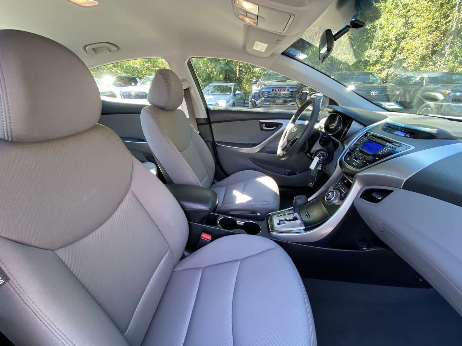 Thumbnail: 2013 Hyundai Elantra - 20