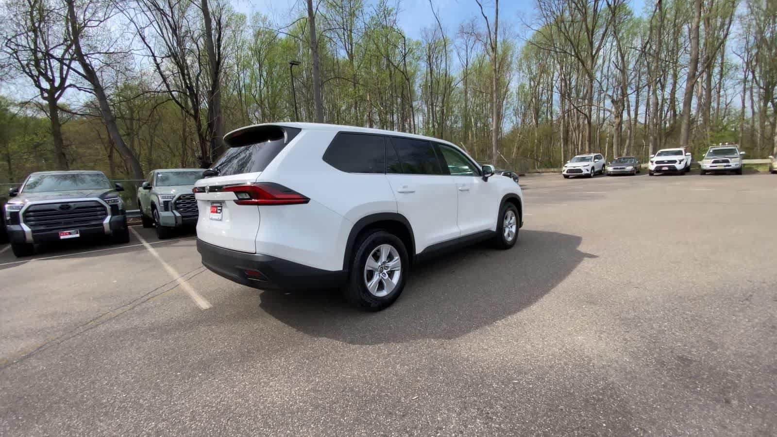 Thumbnail: 2025 Toyota Grand Highlander - 12