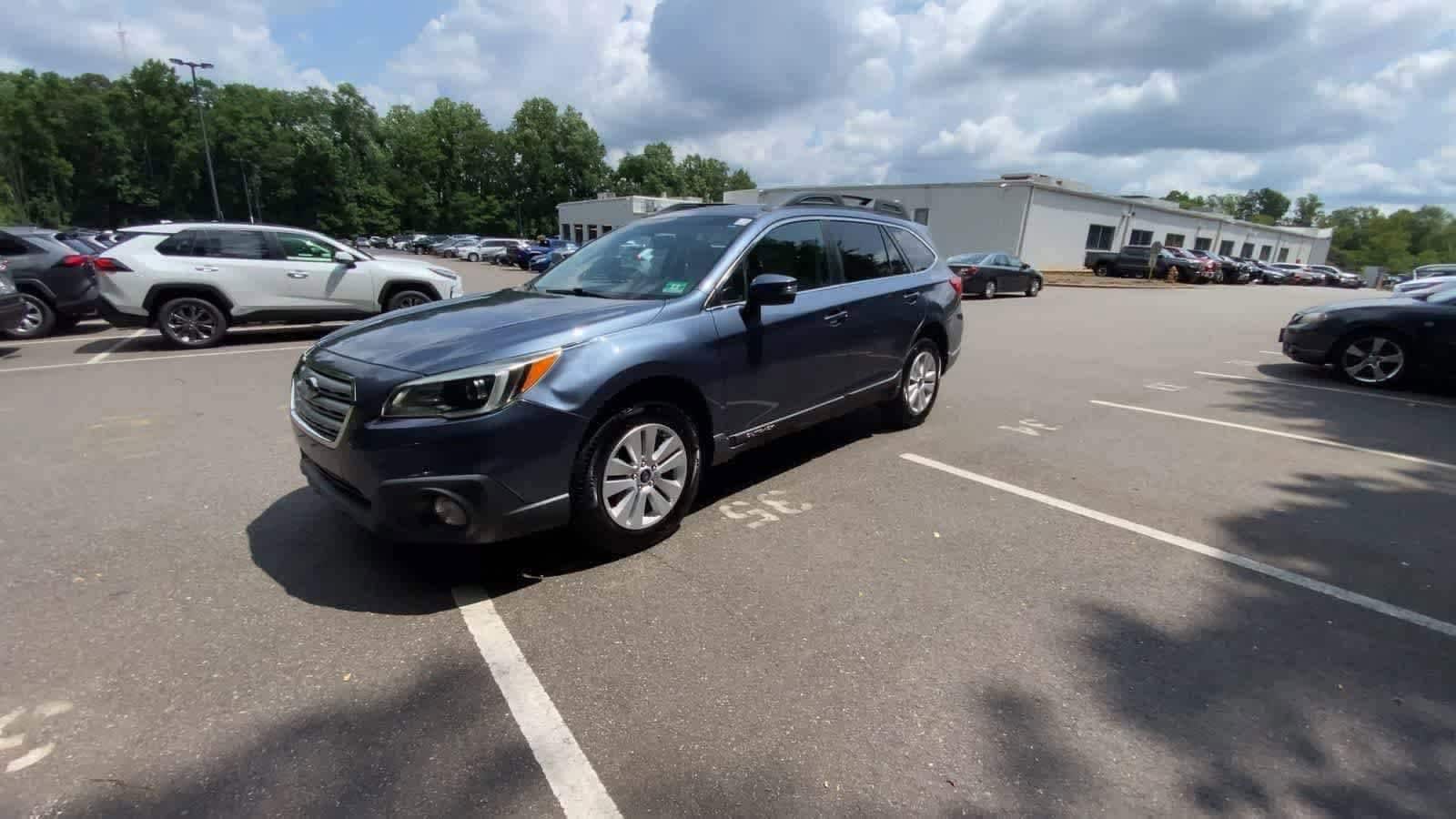 Thumbnail: 2015 Subaru Outback - 4
