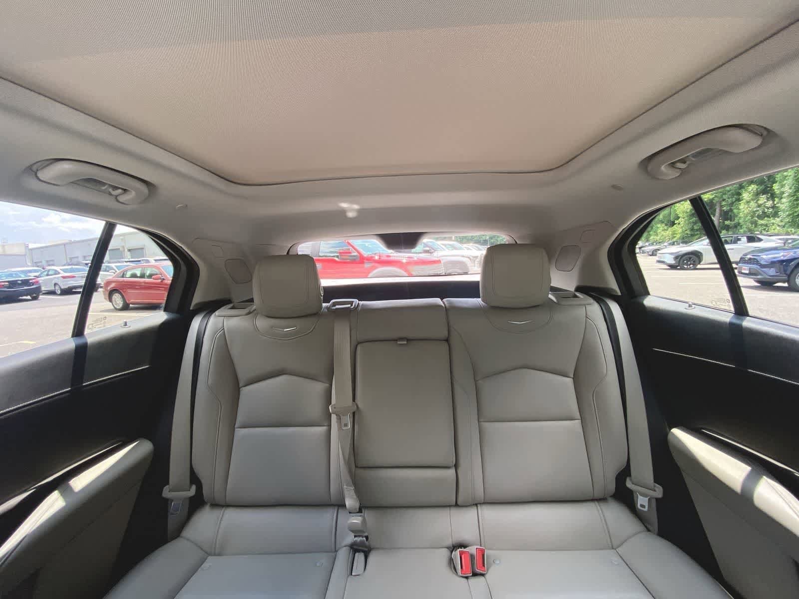 Thumbnail: 2019 Cadillac XT4 - 25