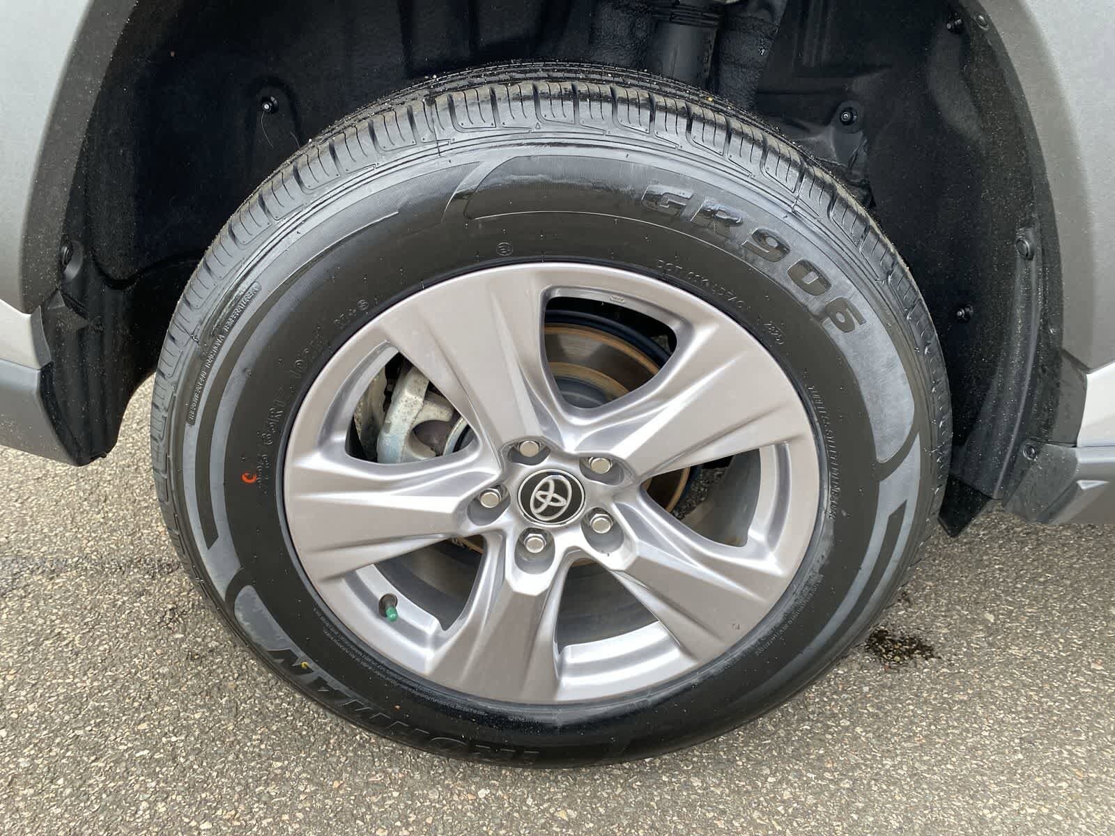 Thumbnail: 2025 Toyota RAV4 - 16