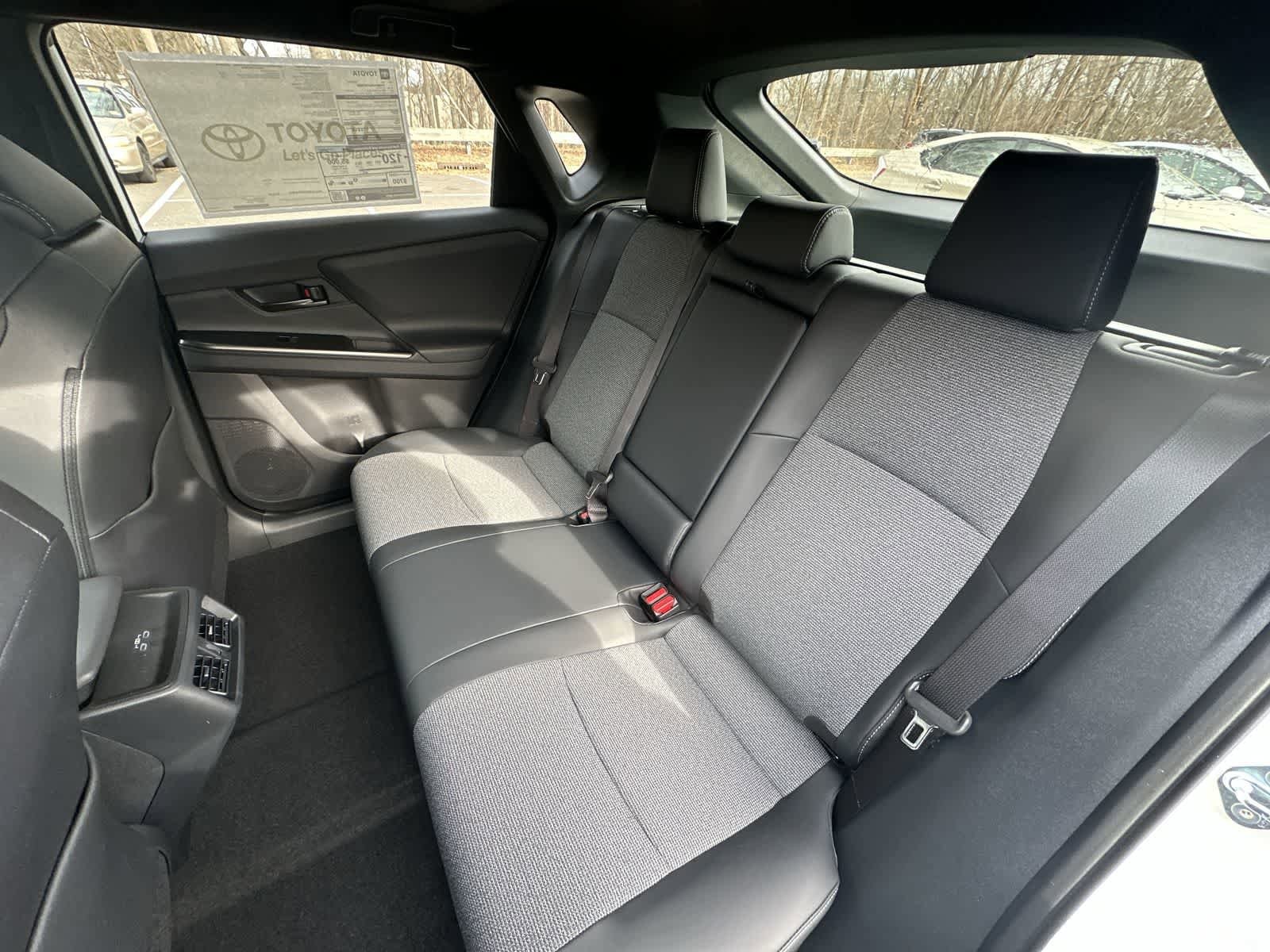 Thumbnail: 2026 Toyota bZ - 31