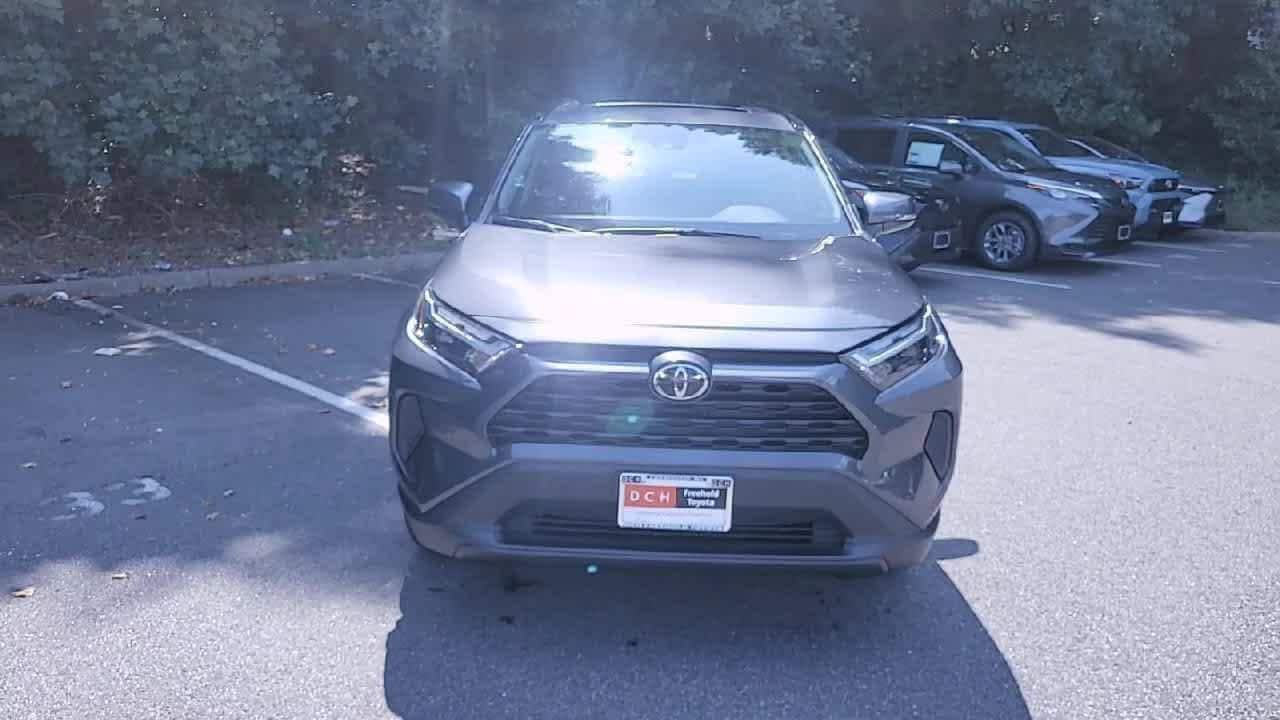 Thumbnail: 2025 Toyota RAV4 - 3