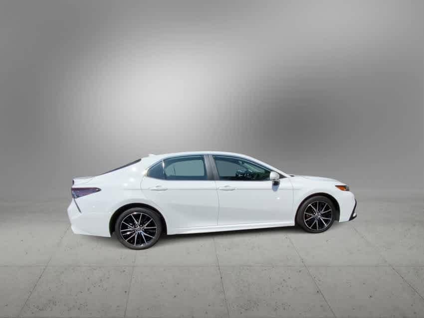 Thumbnail: 2024 Toyota Camry - 9