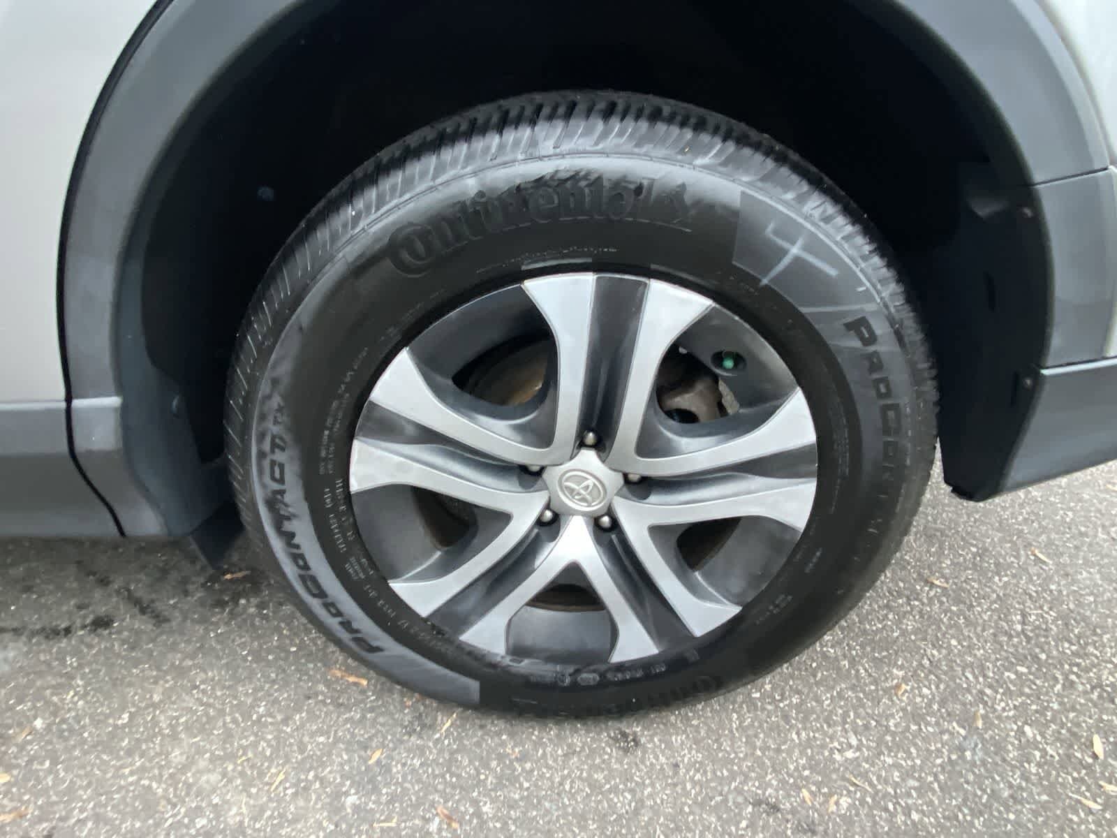 Thumbnail: 2016 Toyota RAV4 - 18