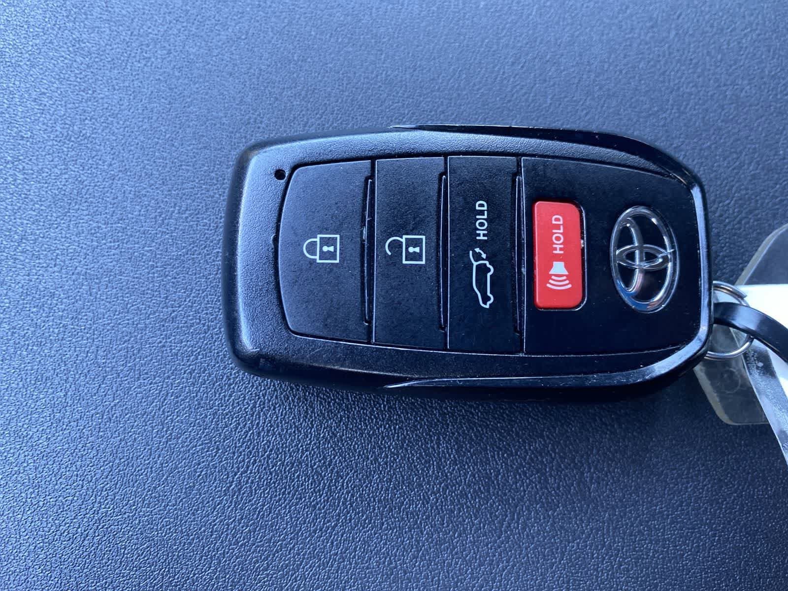 Thumbnail: 2025 Toyota Highlander - 34