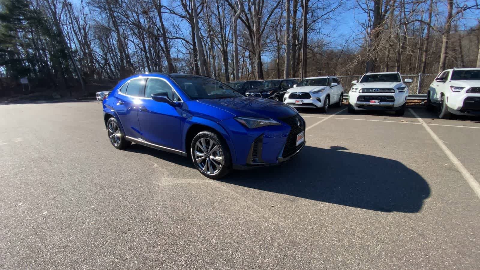 Thumbnail: 2023 Lexus UX - 7
