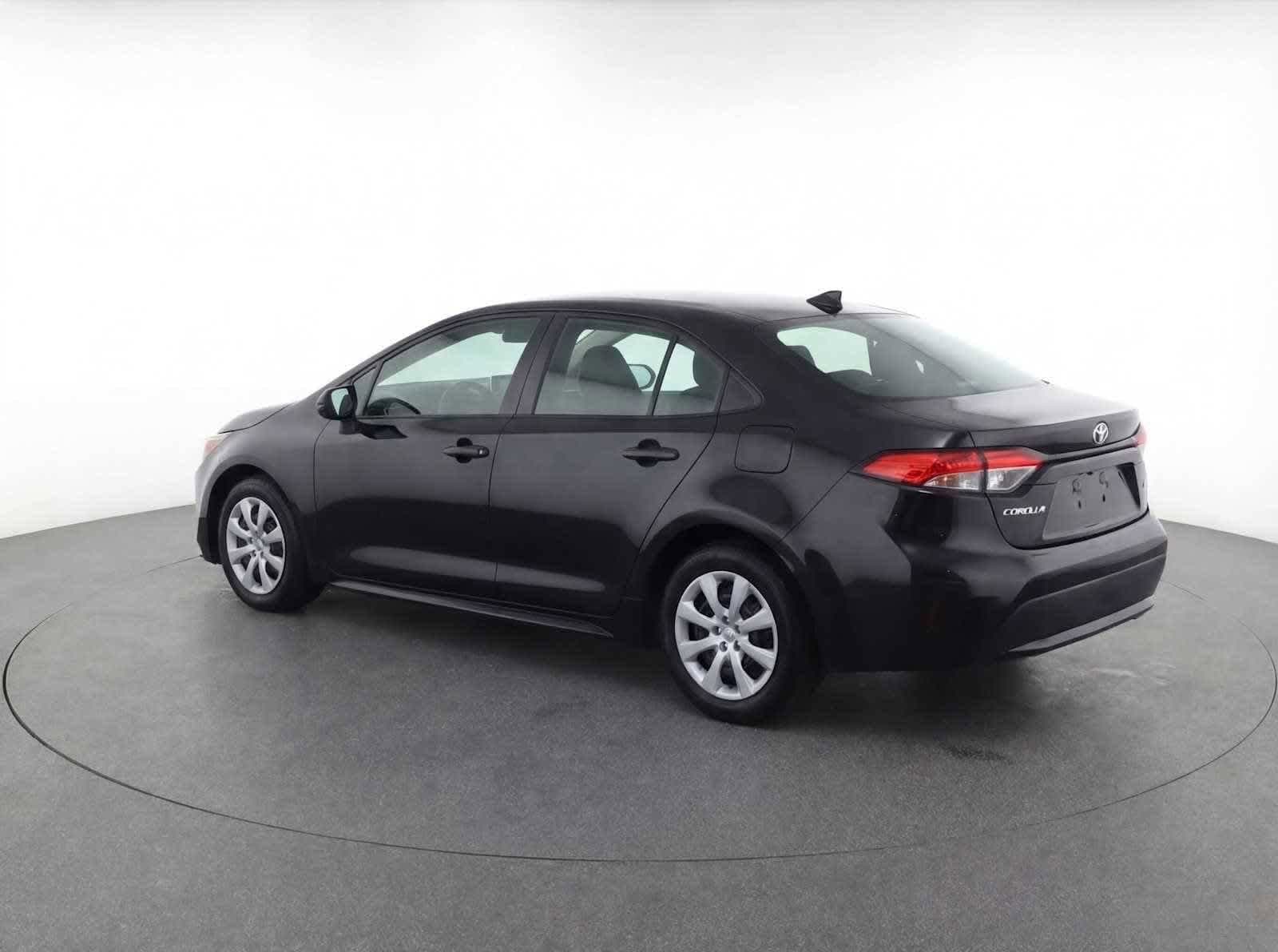 Thumbnail: 2025 Toyota Corolla - 5