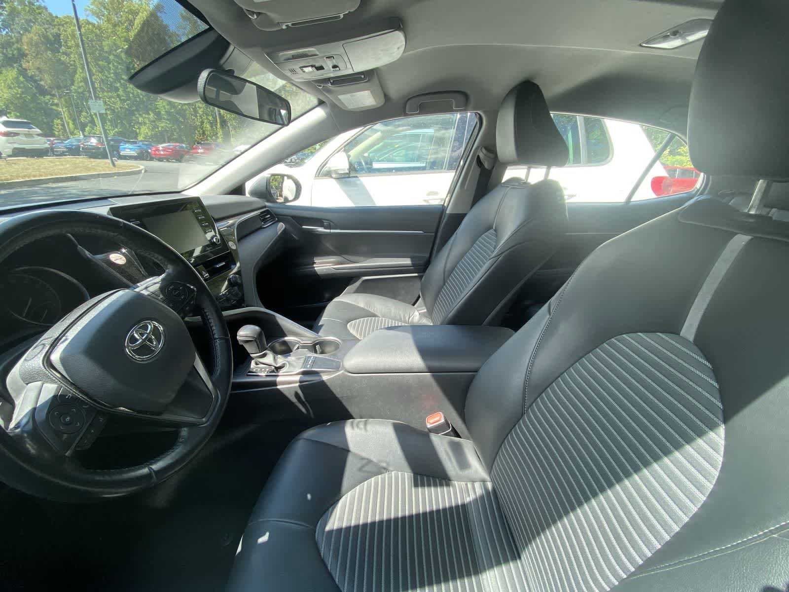 Thumbnail: 2023 Toyota Camry - 10