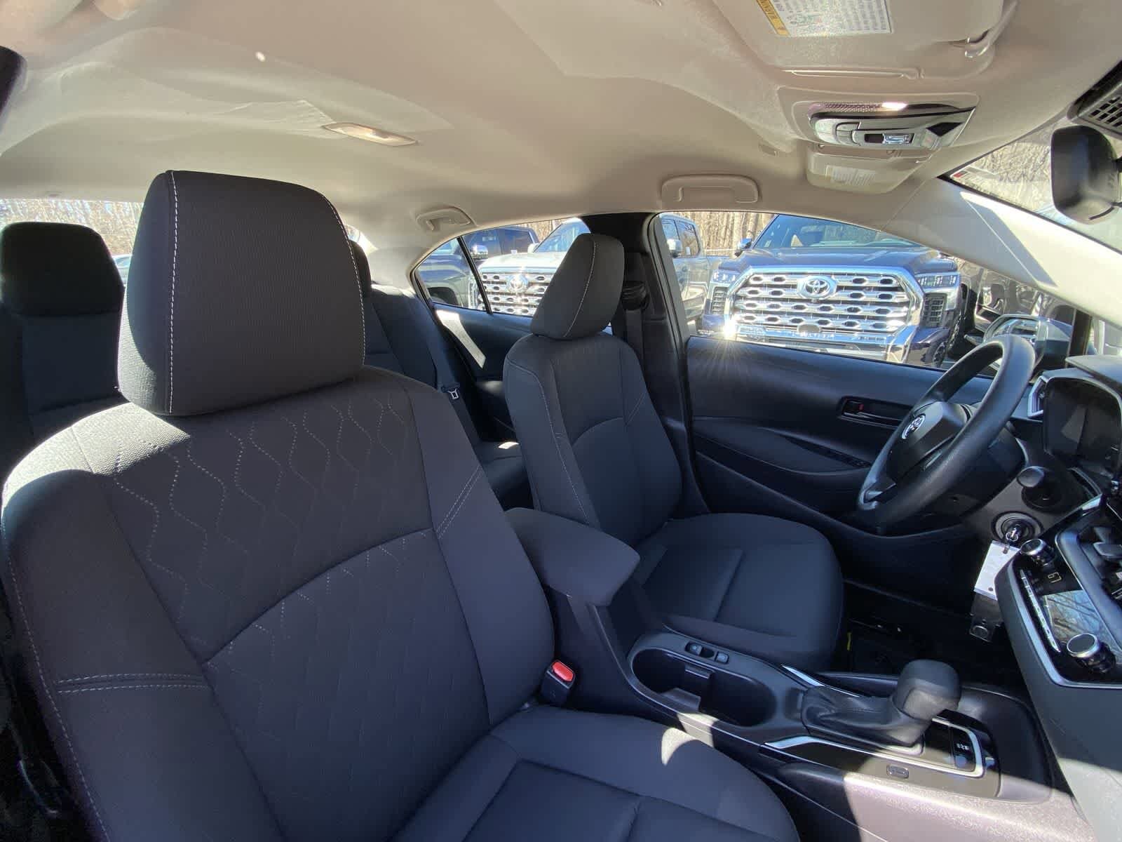 Thumbnail: 2025 Toyota Corolla - 29