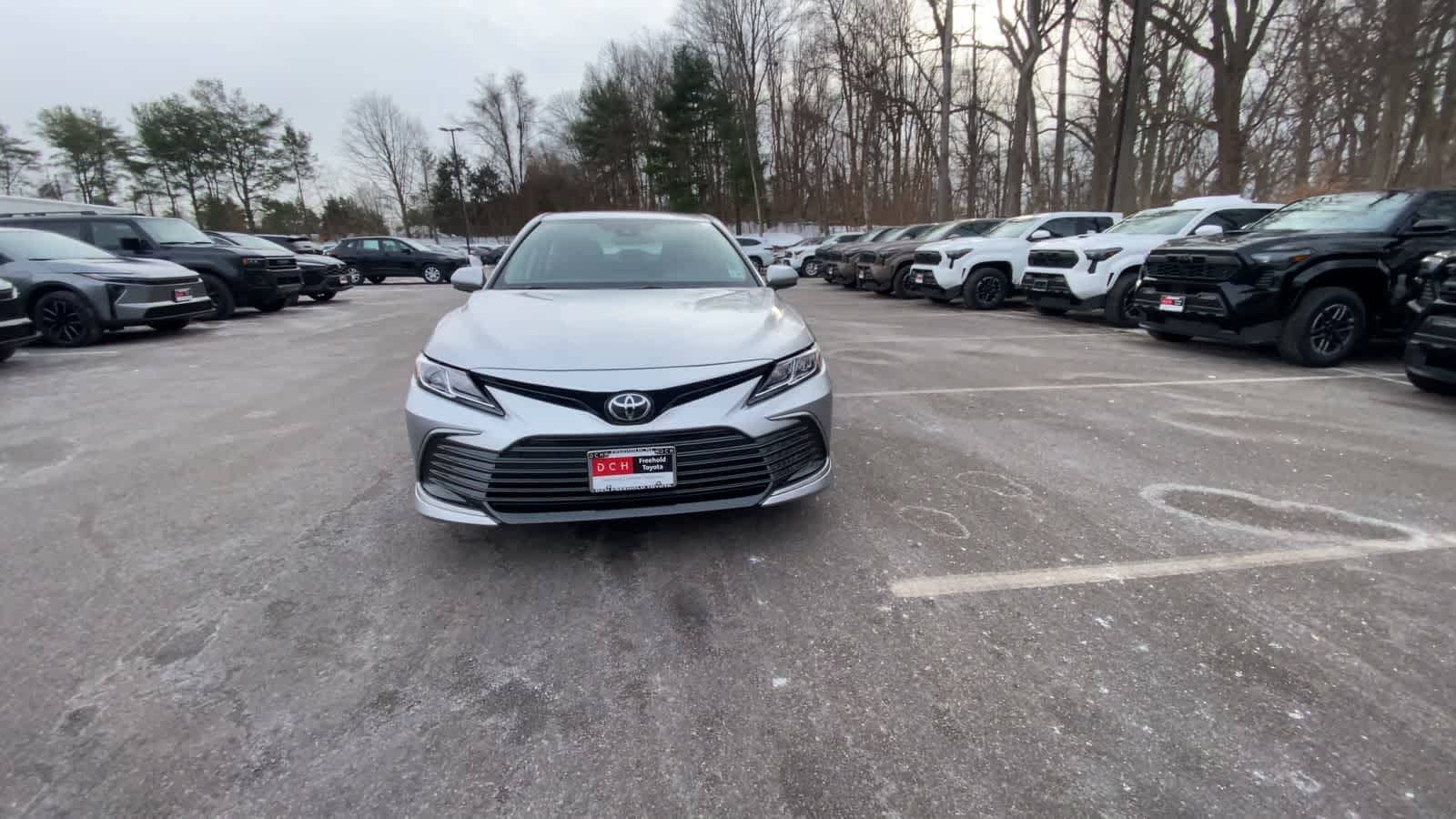 Thumbnail: 2023 Toyota Camry - 11