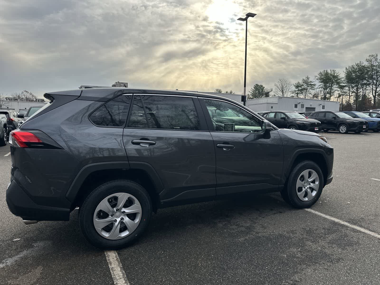 Thumbnail: 2025 Toyota RAV4 - 10