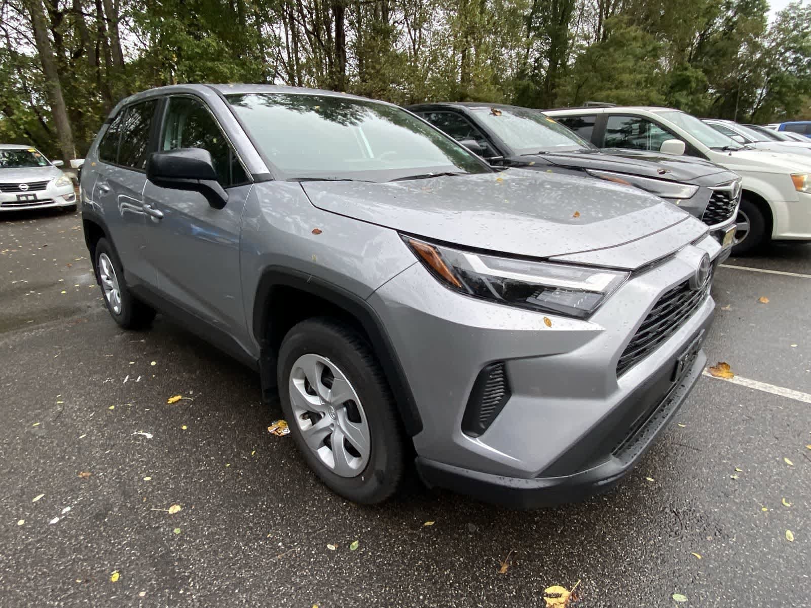 Thumbnail: 2025 Toyota RAV4 - 3