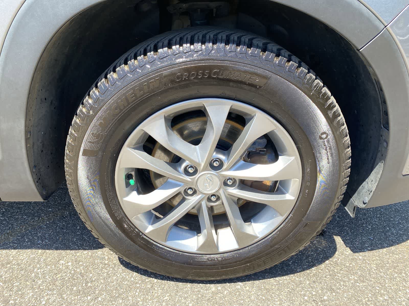 Thumbnail: 2019 Hyundai Santa Fe - 15