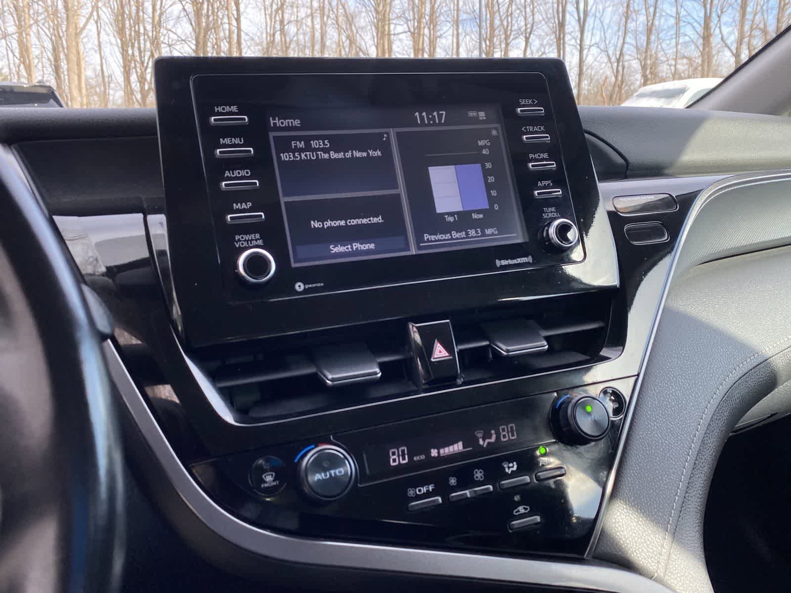 Thumbnail: 2024 Toyota Camry - 32