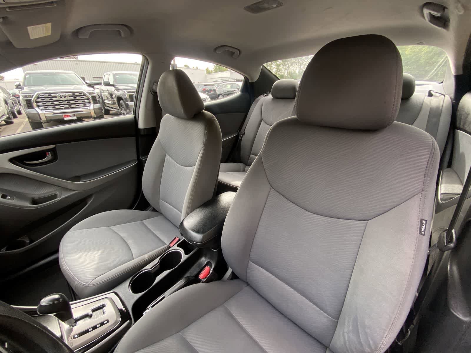 Thumbnail: 2013 Hyundai Elantra - 17