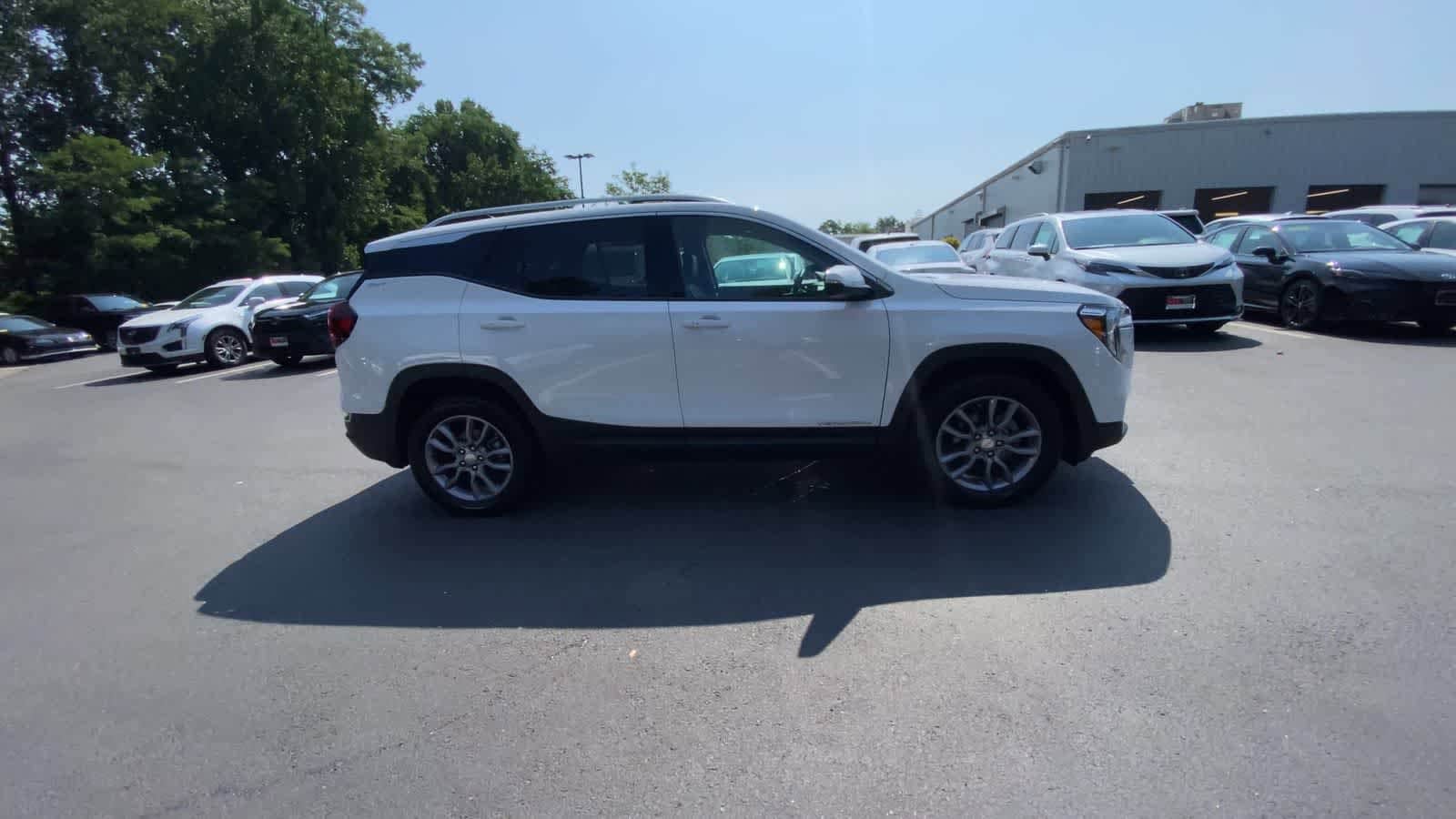 Thumbnail: 2024 GMC Terrain - 9