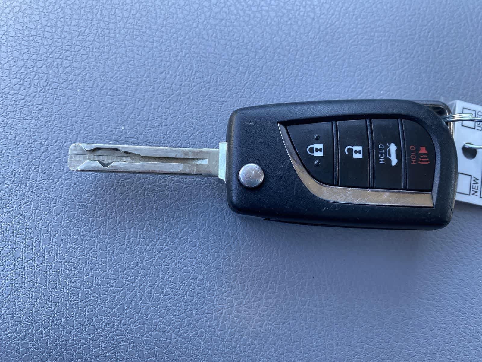 Thumbnail: 2023 Toyota Camry - 33