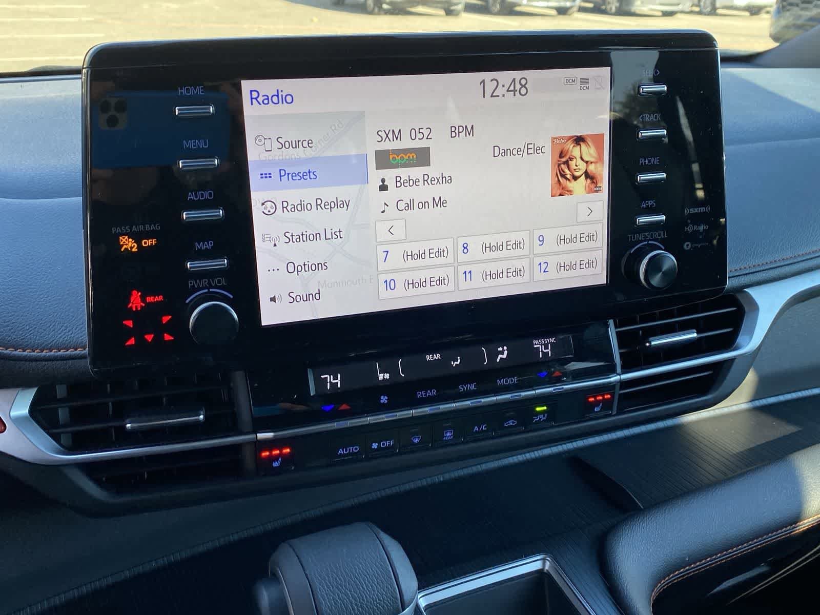 Thumbnail: 2023 Toyota Sienna - 30