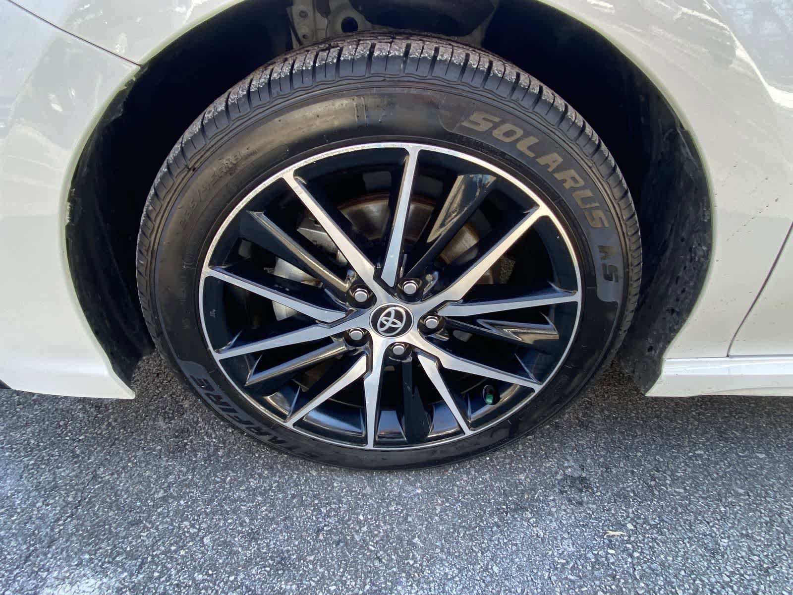 Thumbnail: 2023 Toyota Camry - 11