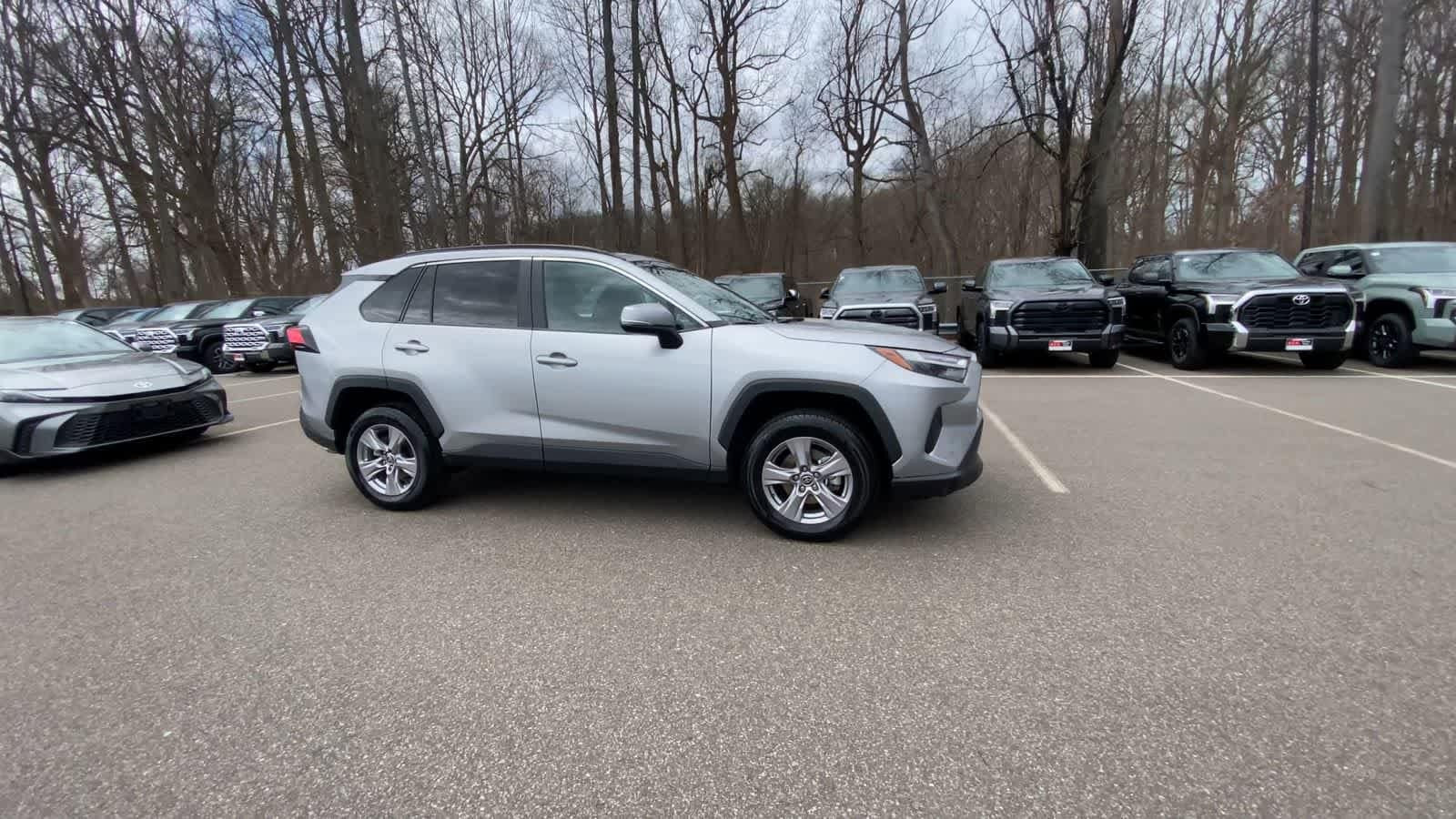 Thumbnail: 2025 Toyota RAV4 - 3