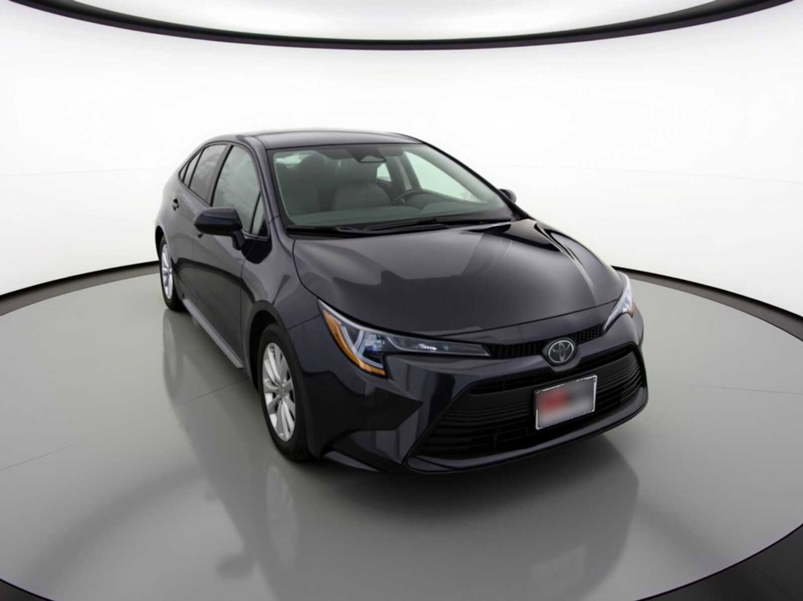 2025 Toyota Corolla LE photo 2