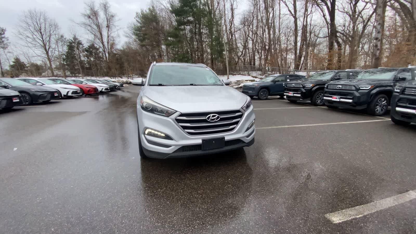 Thumbnail: 2017 Hyundai Tucson - 6