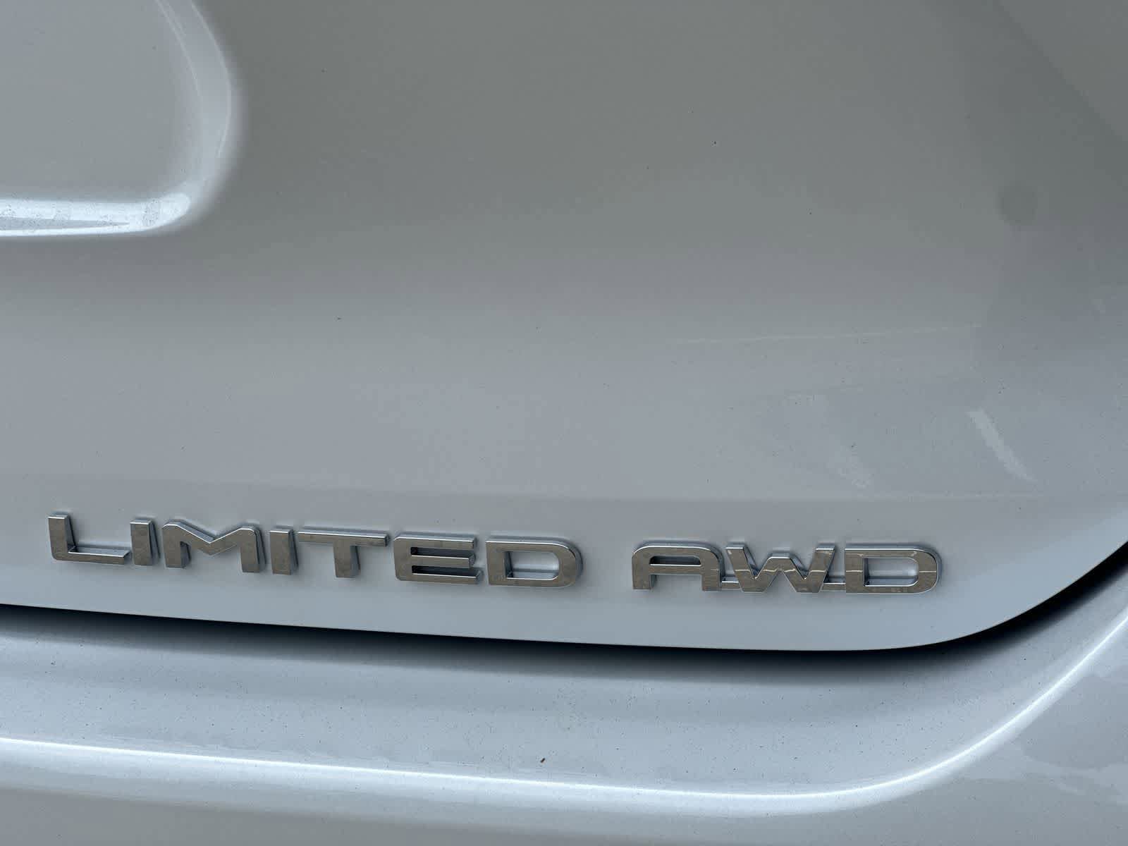 Thumbnail: 2026 Toyota Highlander - 17